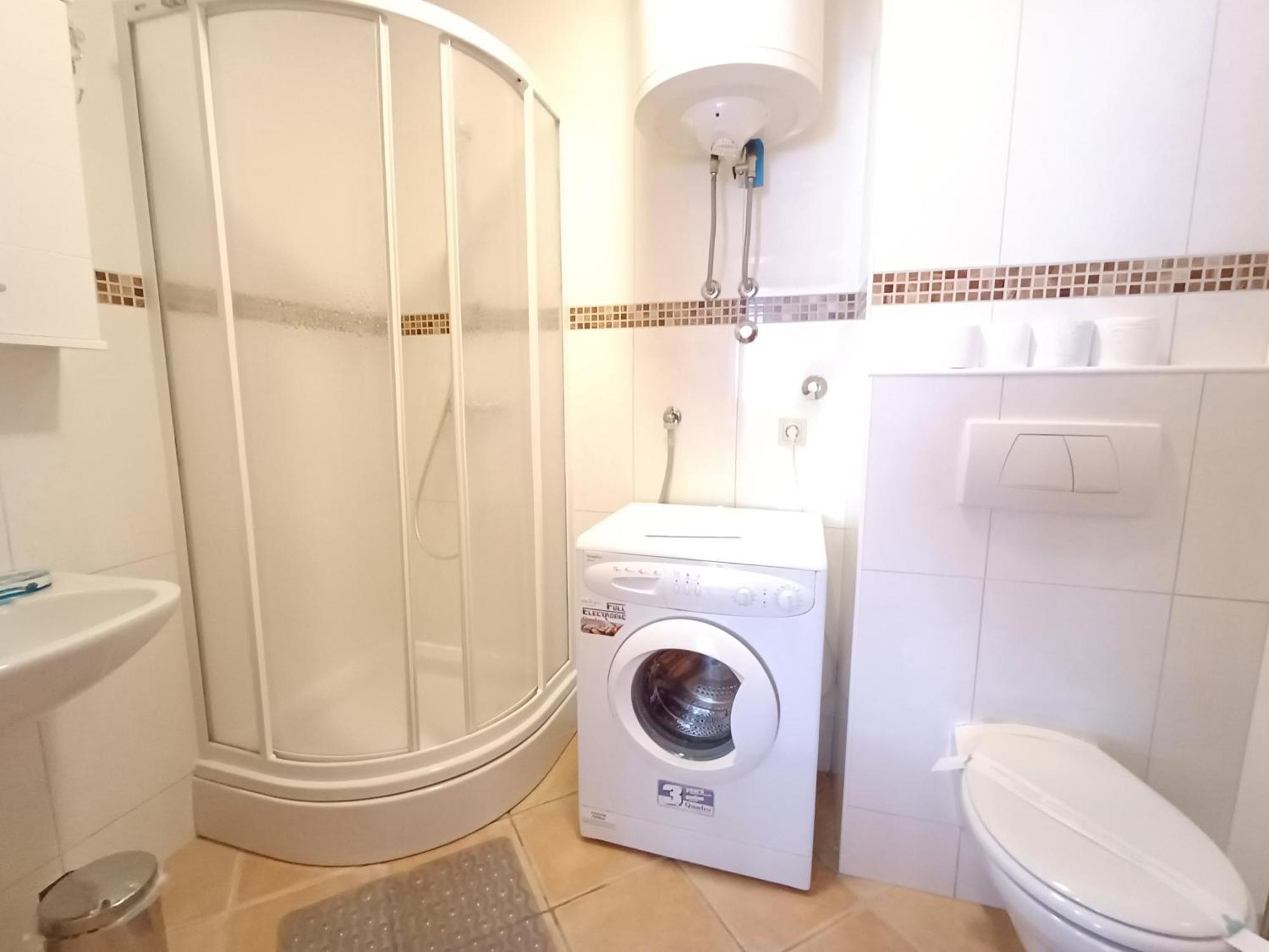 Apartman Dm Trogir Luaran gambar